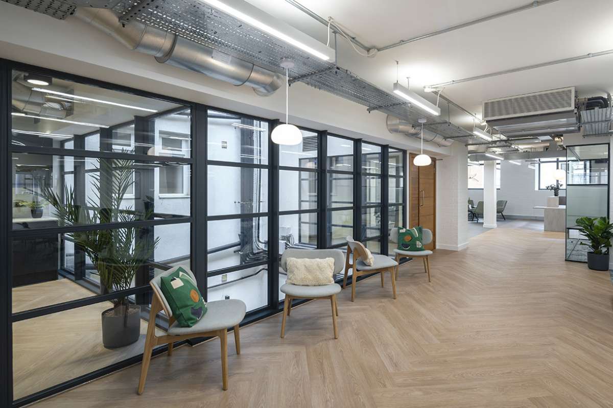 Office in London - photo 3
