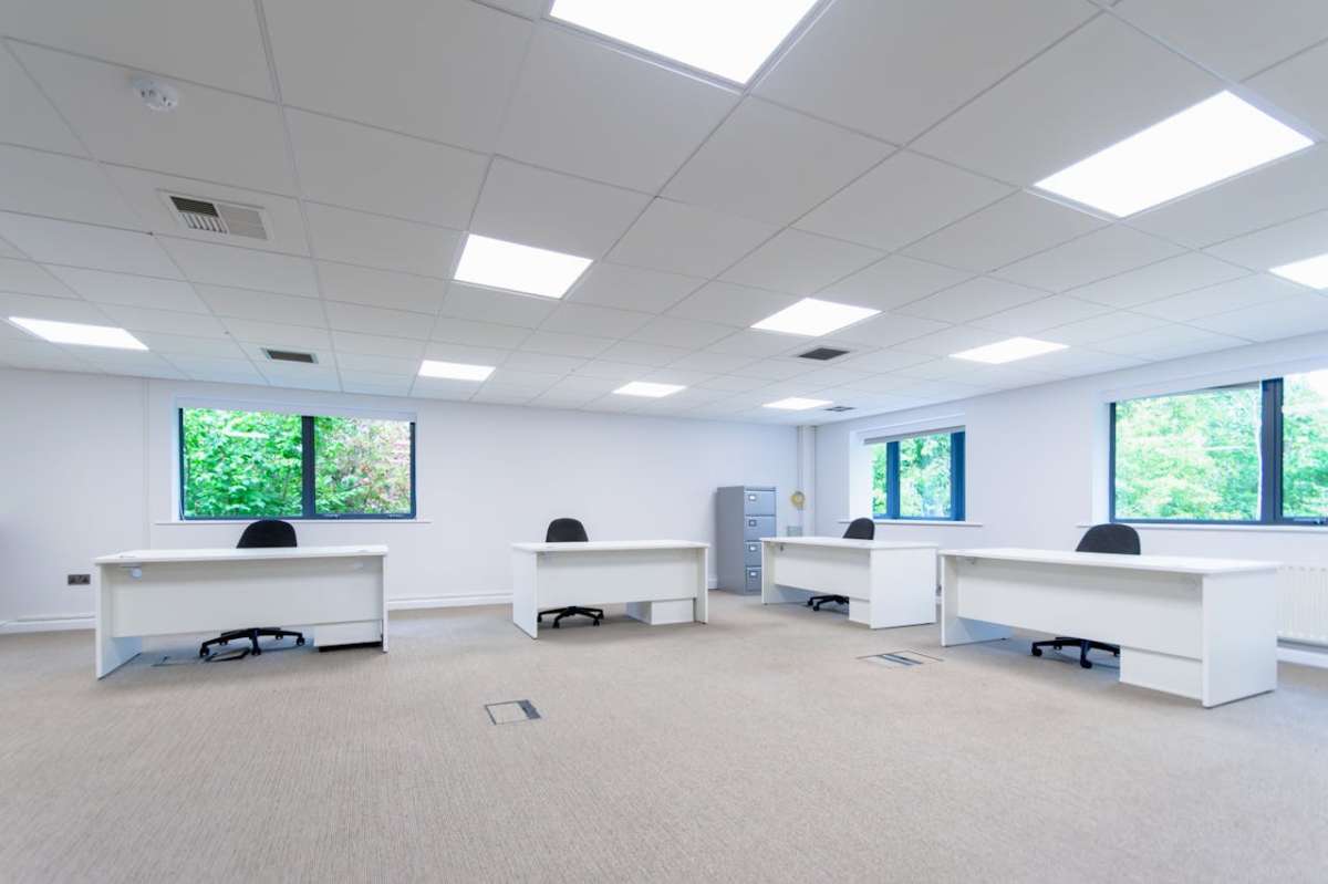 Office in Ringwood - photo 2