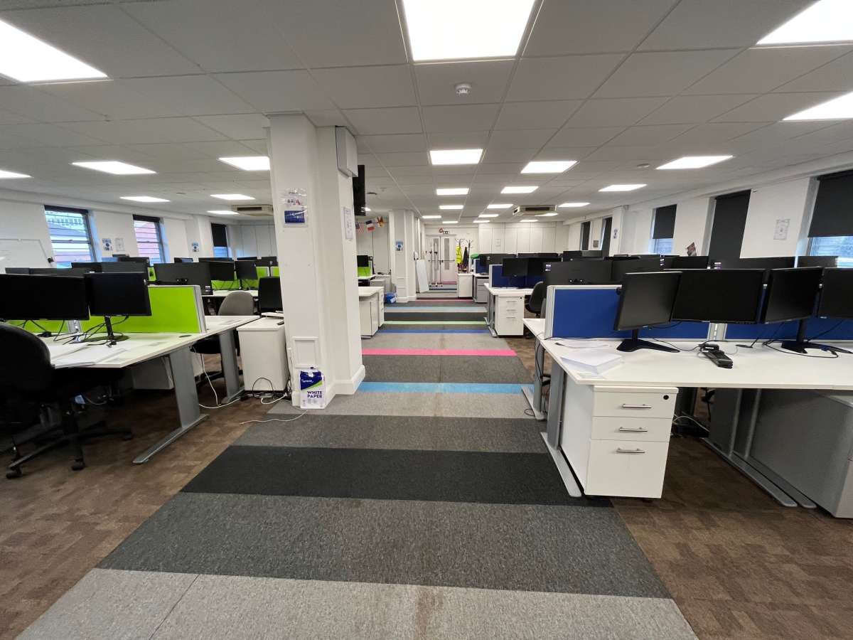Office in Colchester - photo 3
