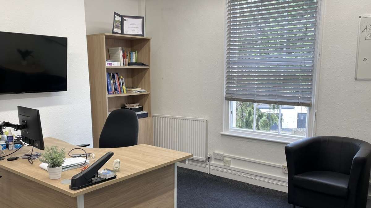 Office in Lutterworth - photo 3