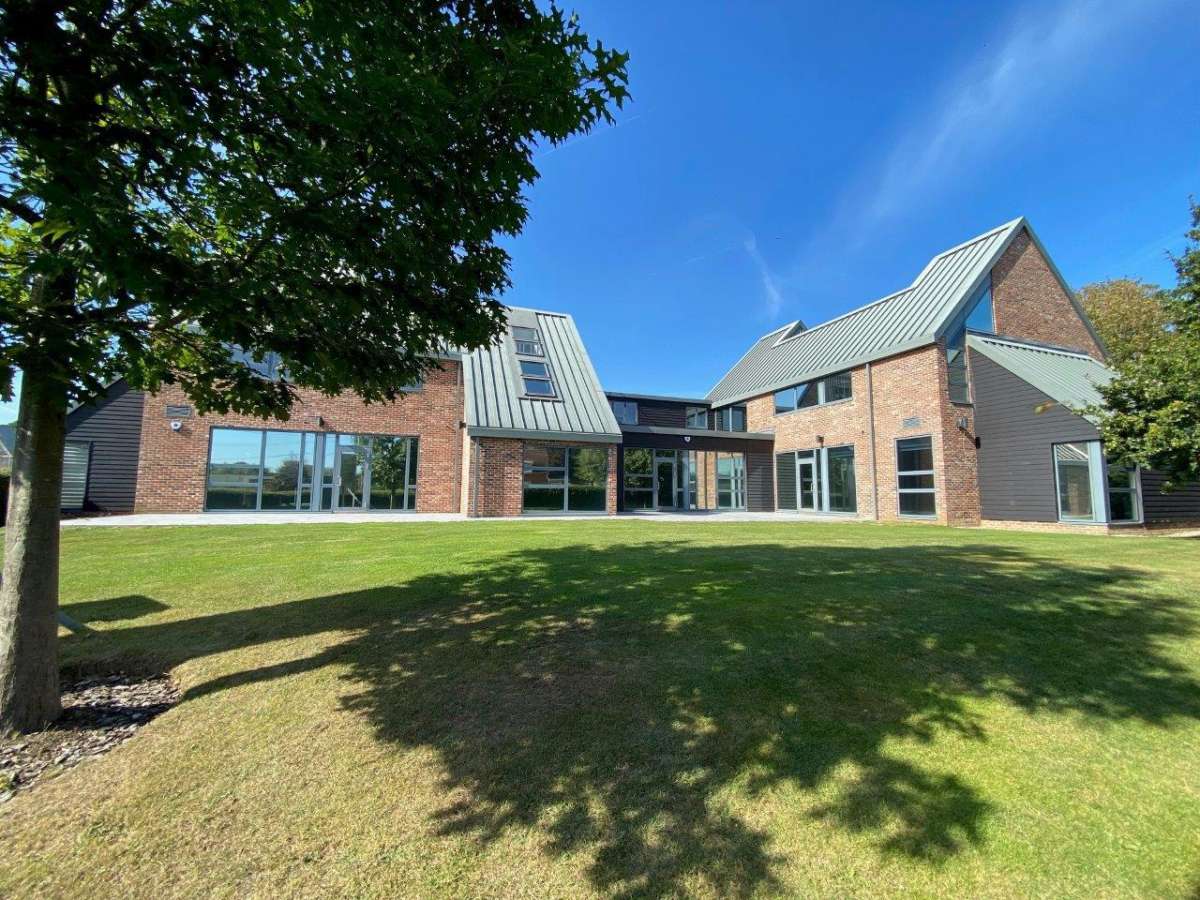 Office in Colchester - photo 4