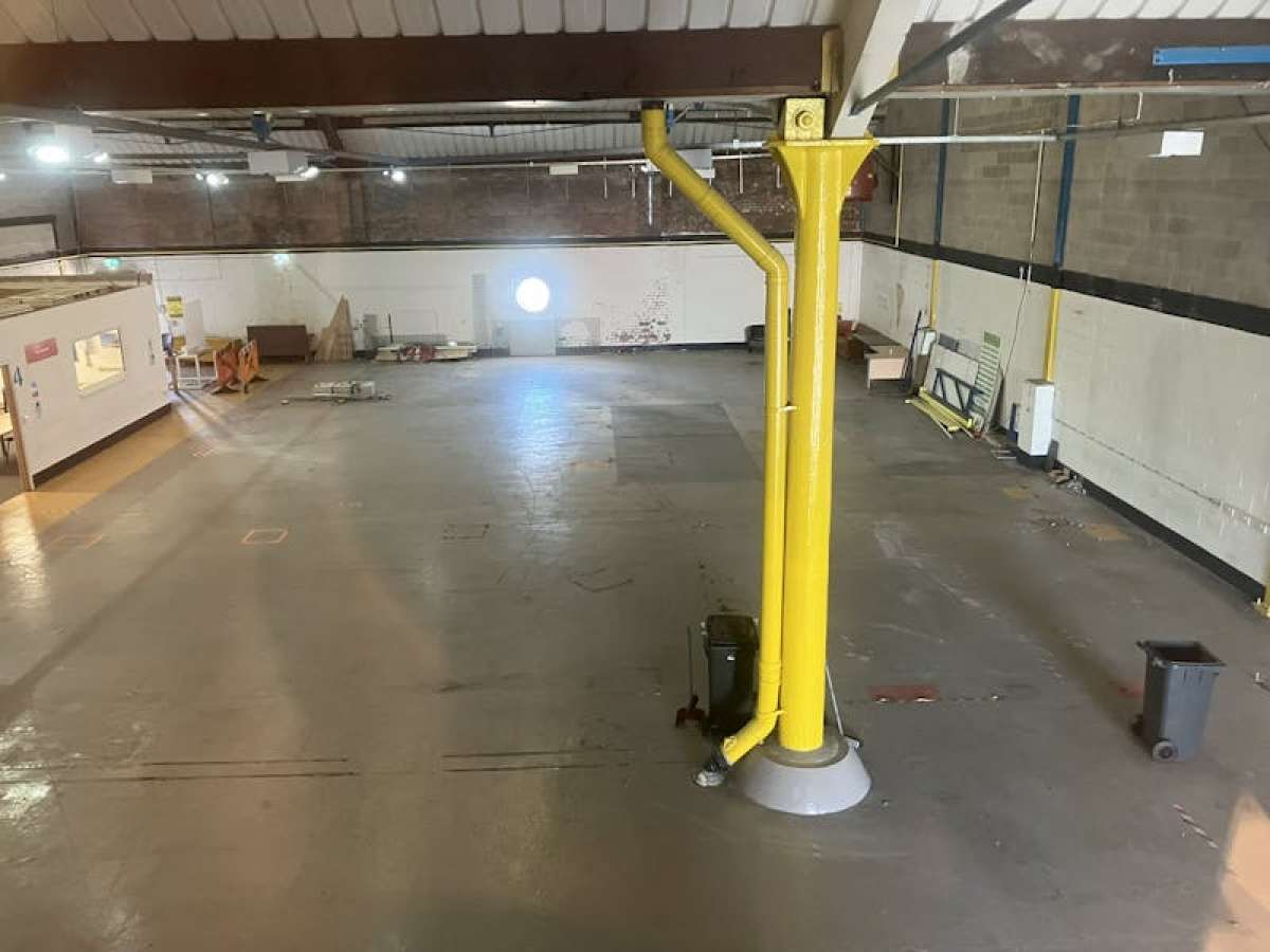 Office in Liverpool - photo 2