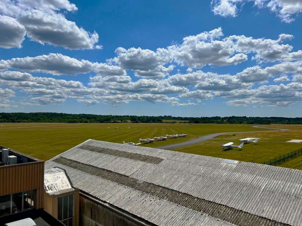 Office in Redhill - photo 3