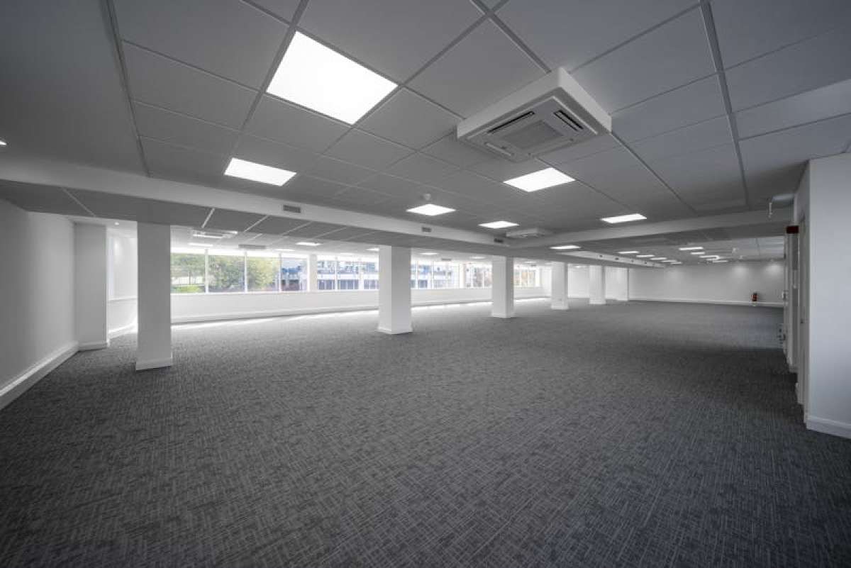 Office in Bournemouth - photo 4