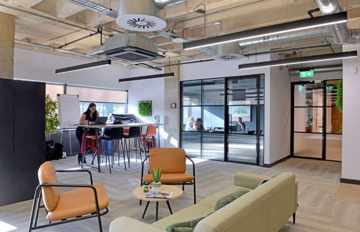 Office in Sale - photo 3