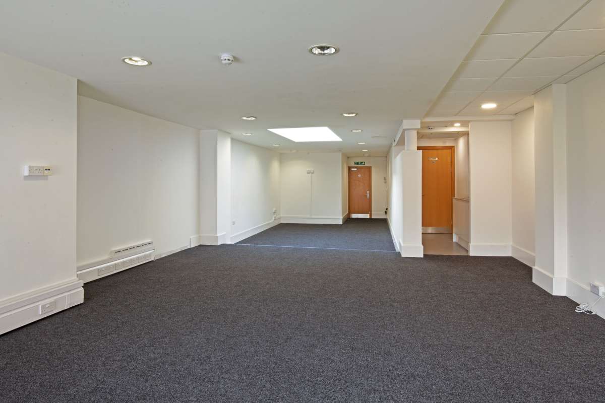 Office in Chelmsford - photo 4