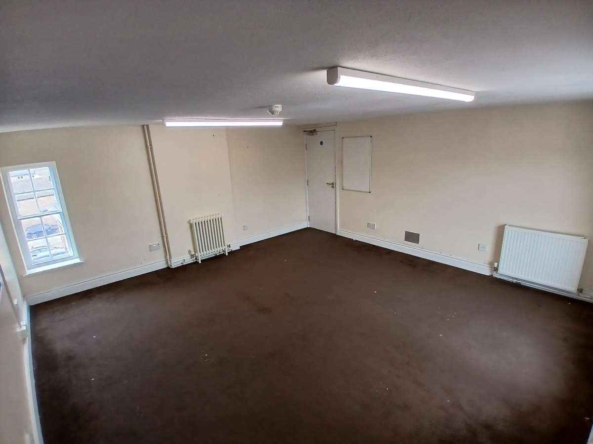 Office in St Ives (Cambs) - photo 2