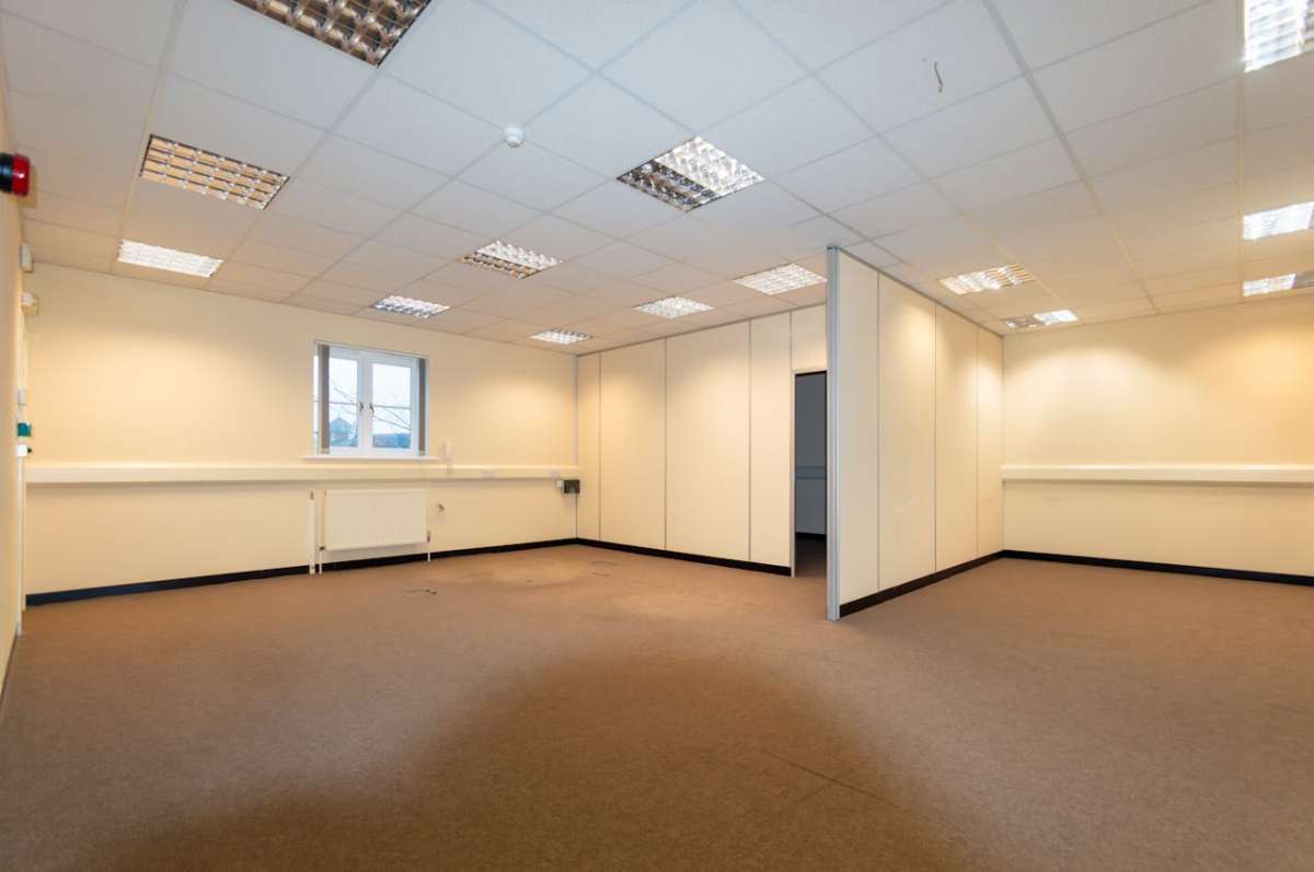 Office in Dorchester - photo 2