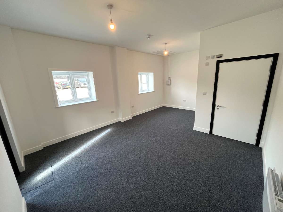 Office in Ingatestone - photo 3