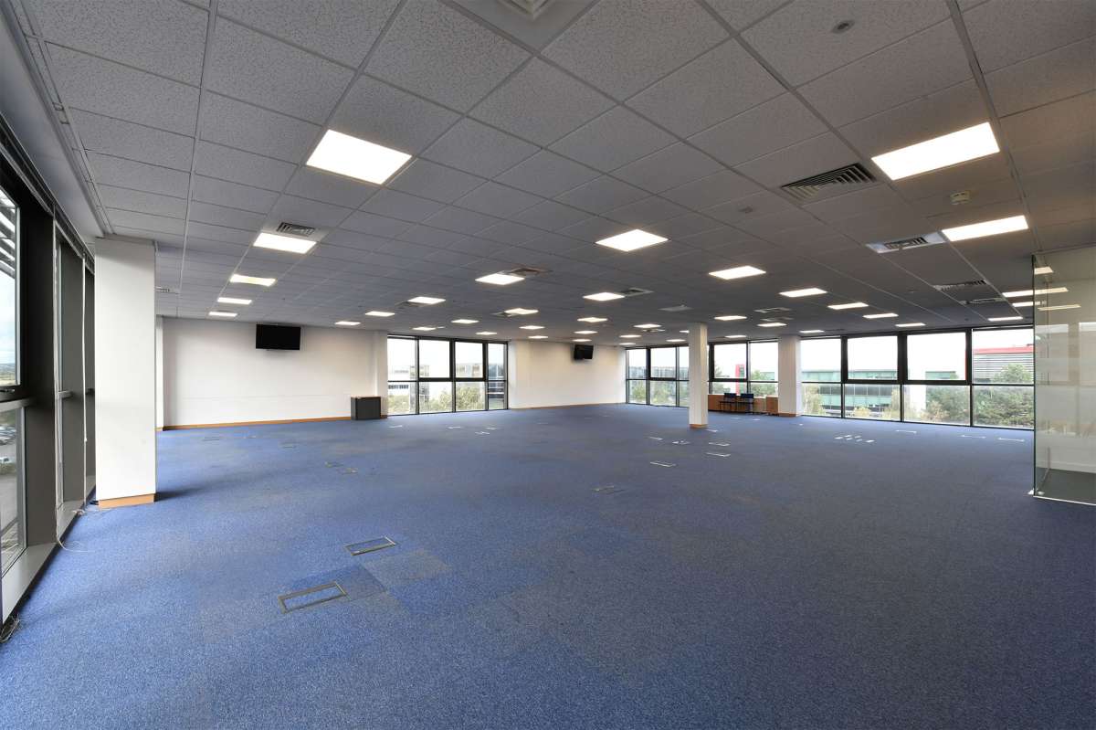 Office in Sheffield - photo 4