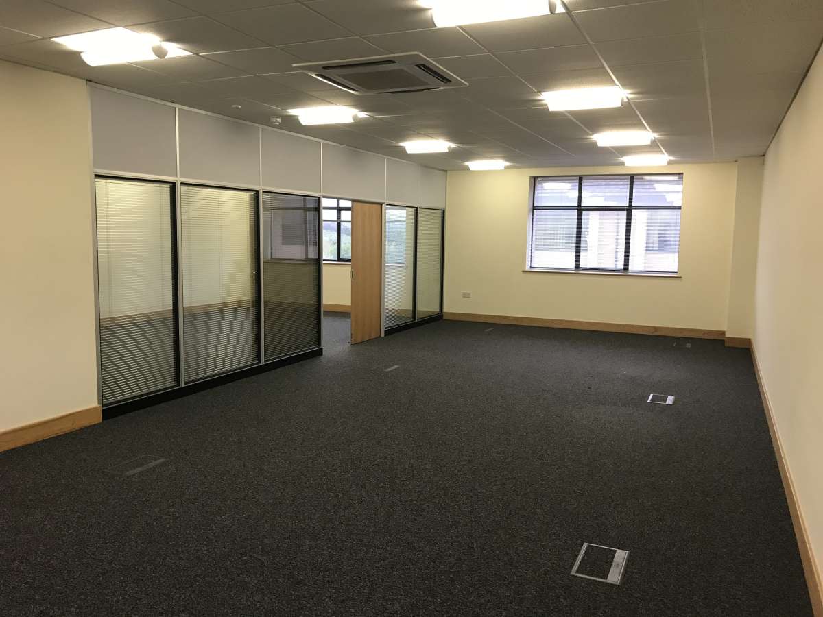 Office in Derby - photo 4