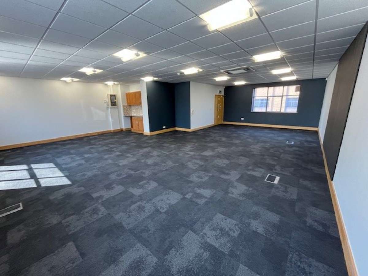 Office in Pride Park - photo 3