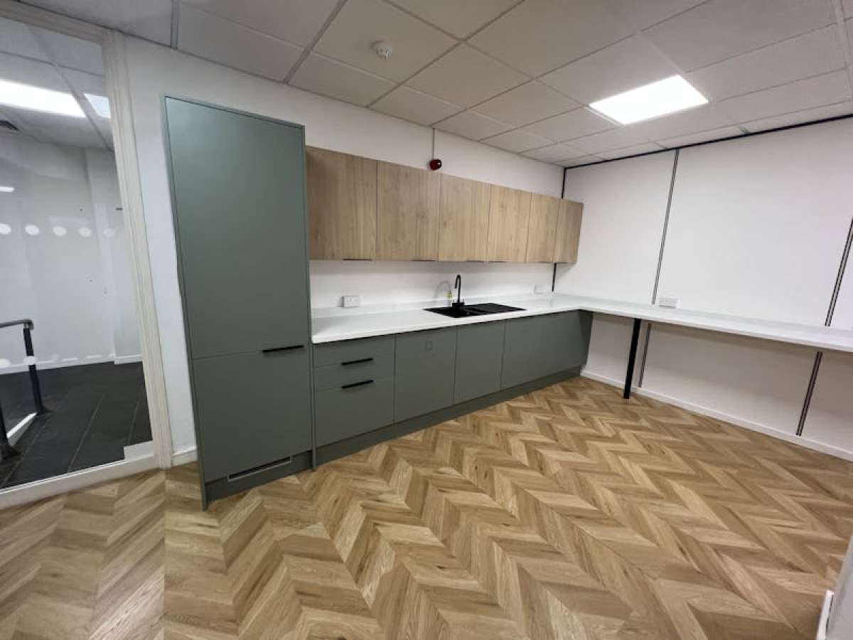 Office in Portsmouth - photo 3