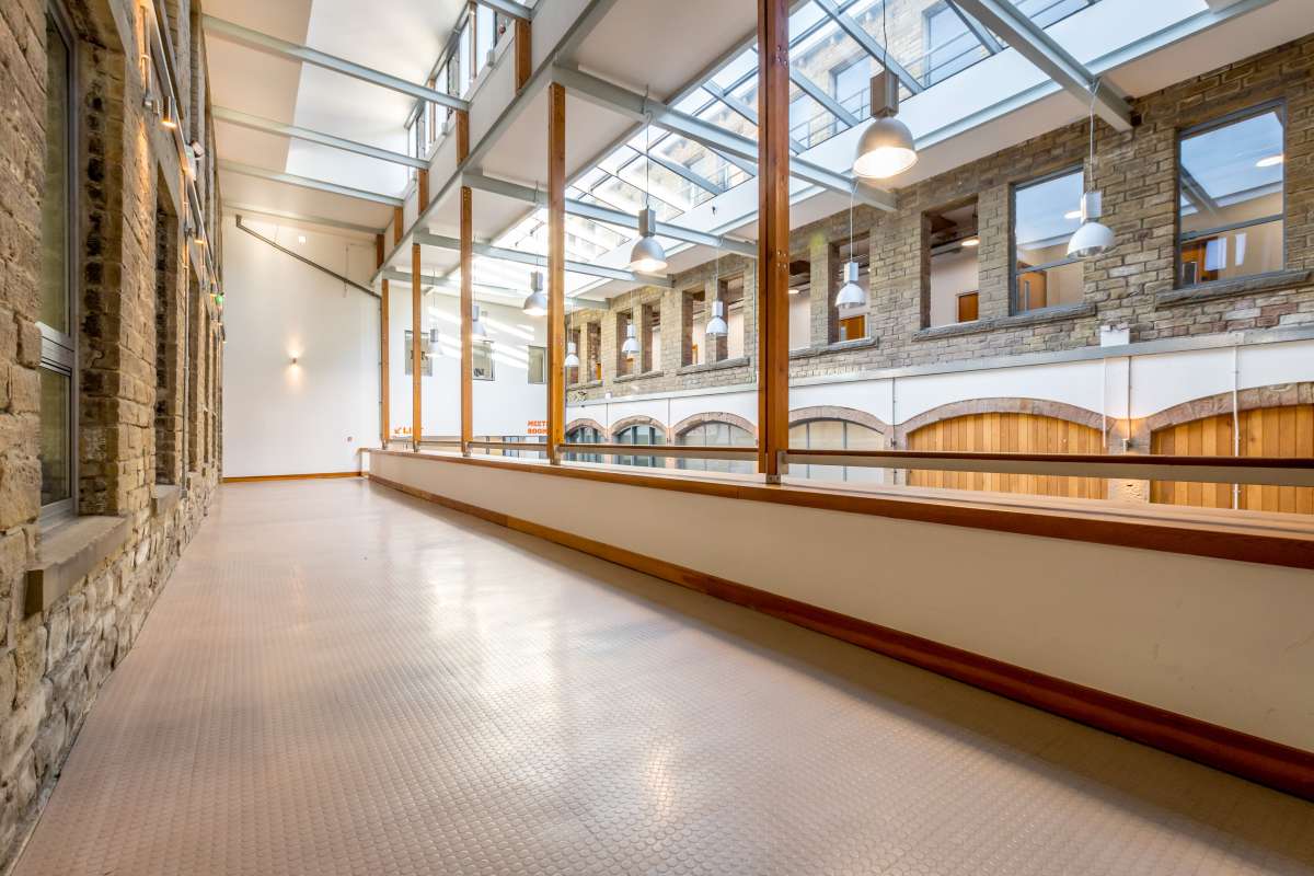 Office in Halifax - photo 3