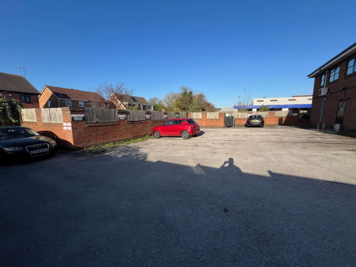 Office in Stapleford - photo 4