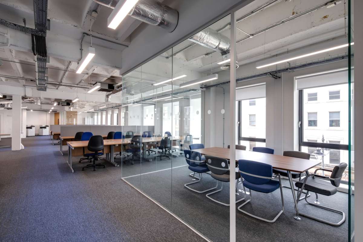 Office in Cheltenham - photo 3