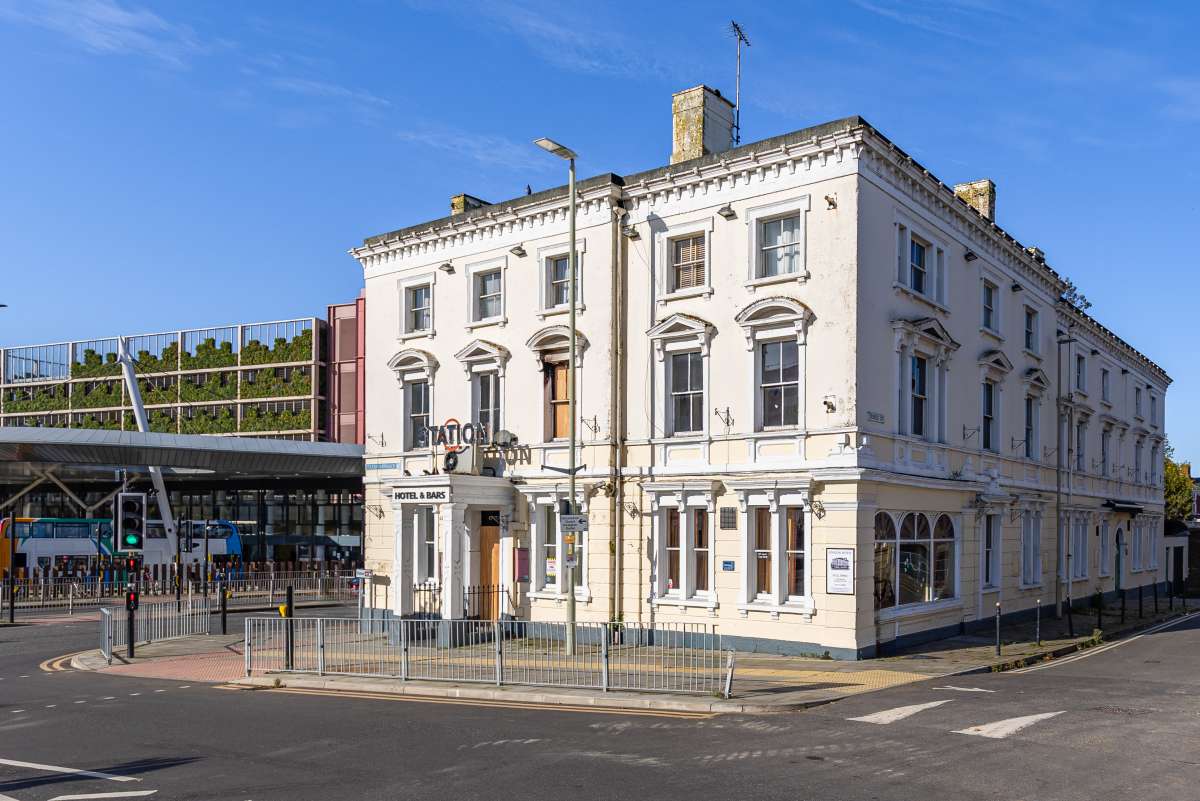 Office in Gloucester - photo 2