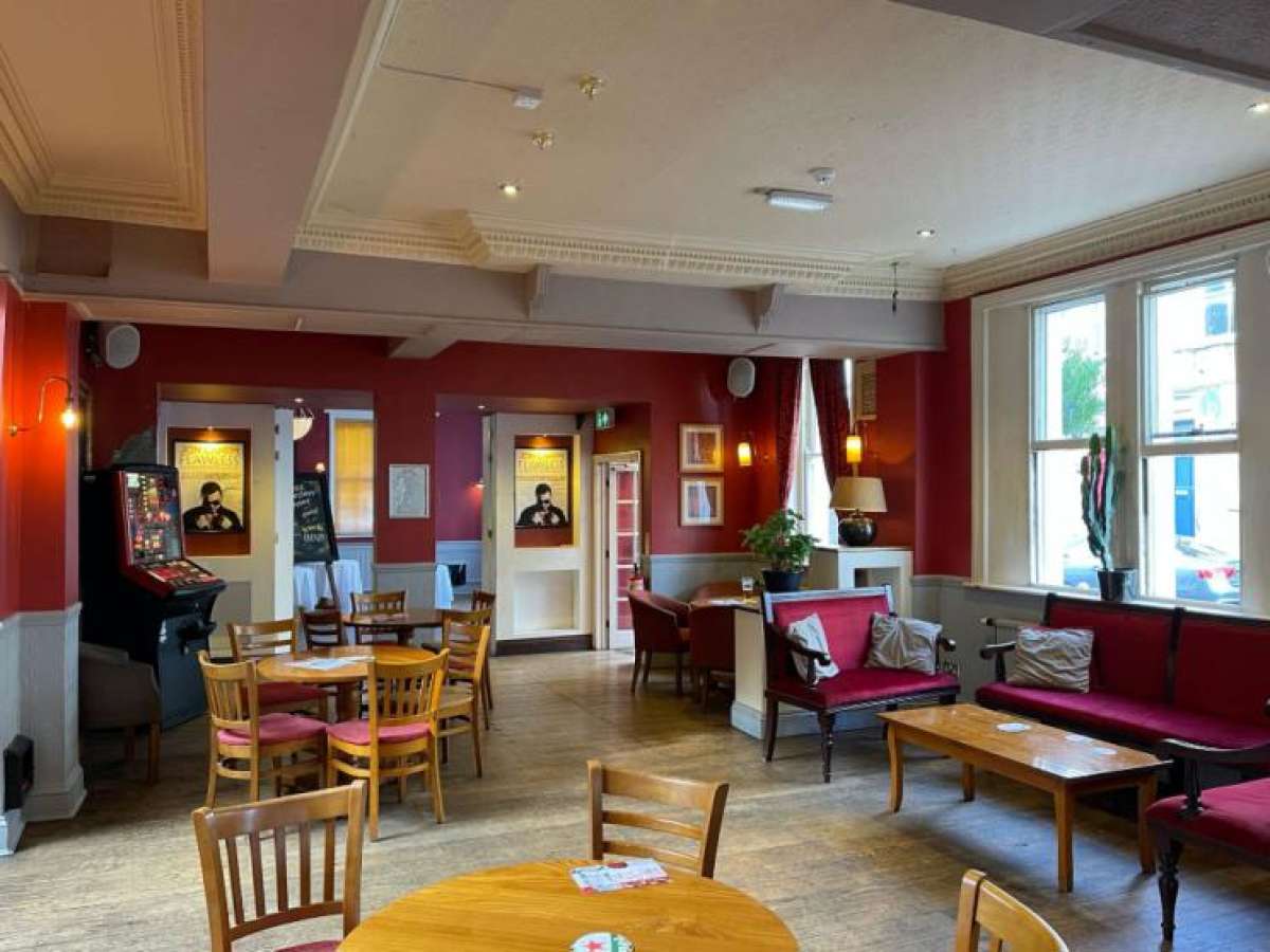 Office in Gloucester - photo 4