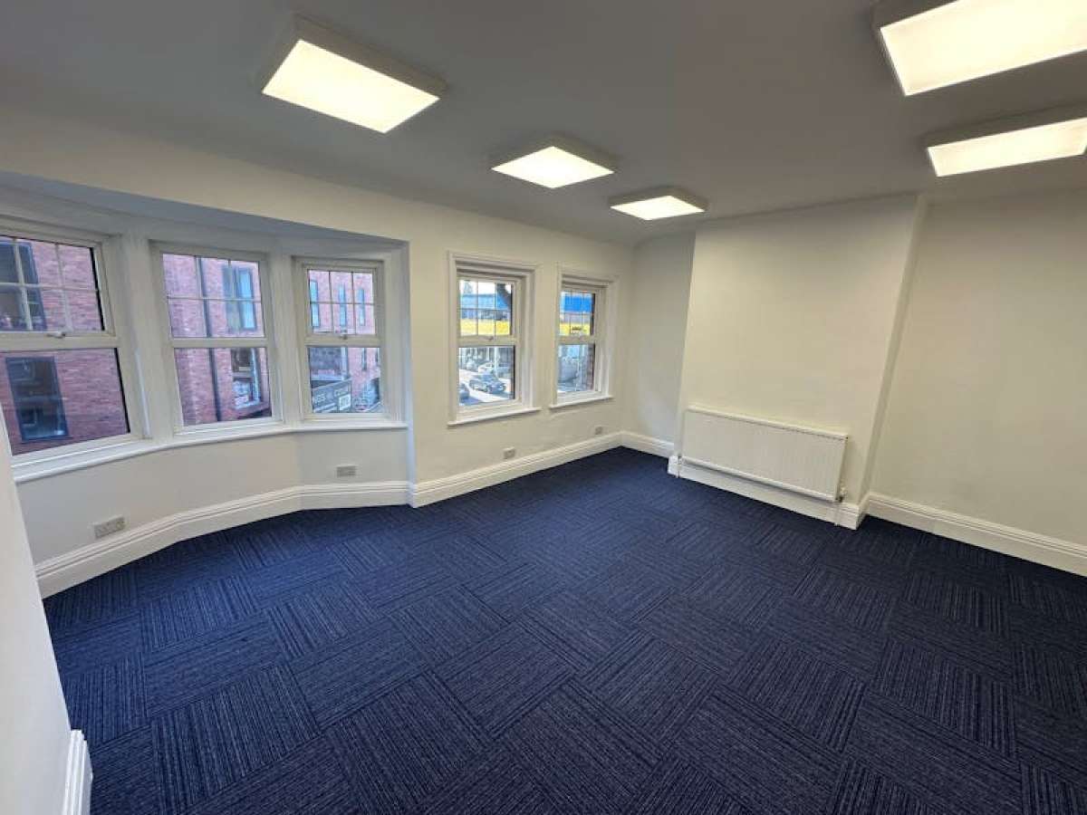 Office in Camberley - photo 3