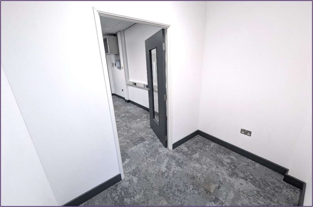 Office in Cambridge - photo 4