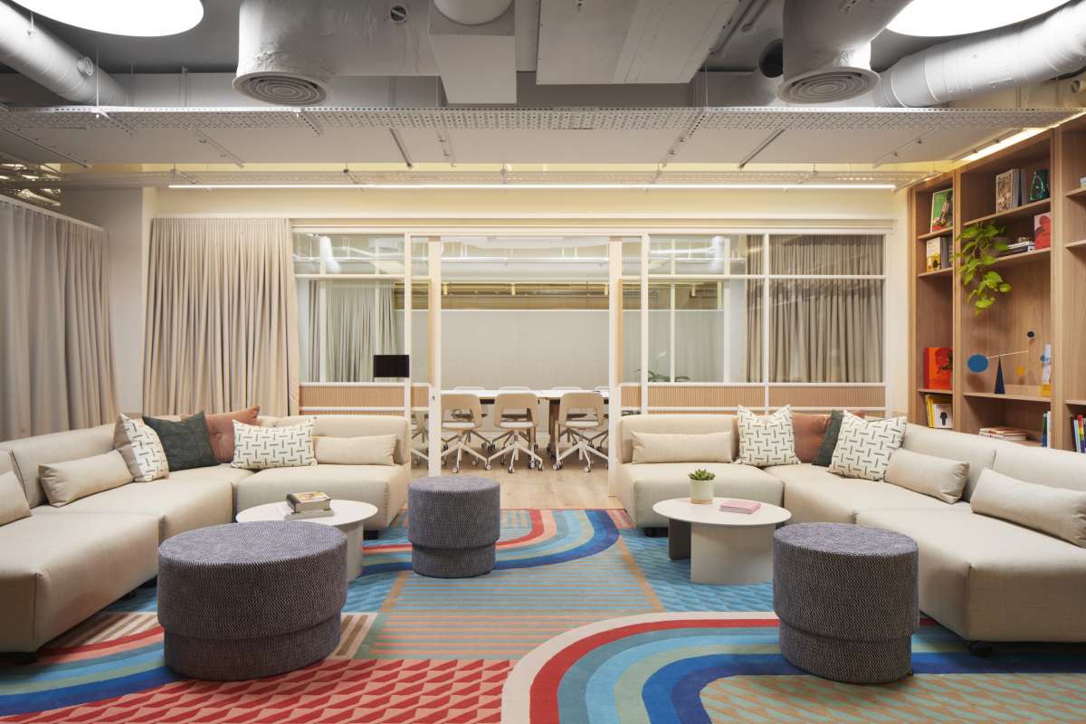 Office in London - photo 2