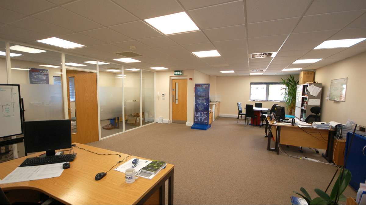 Office in Market Harborough - photo 4