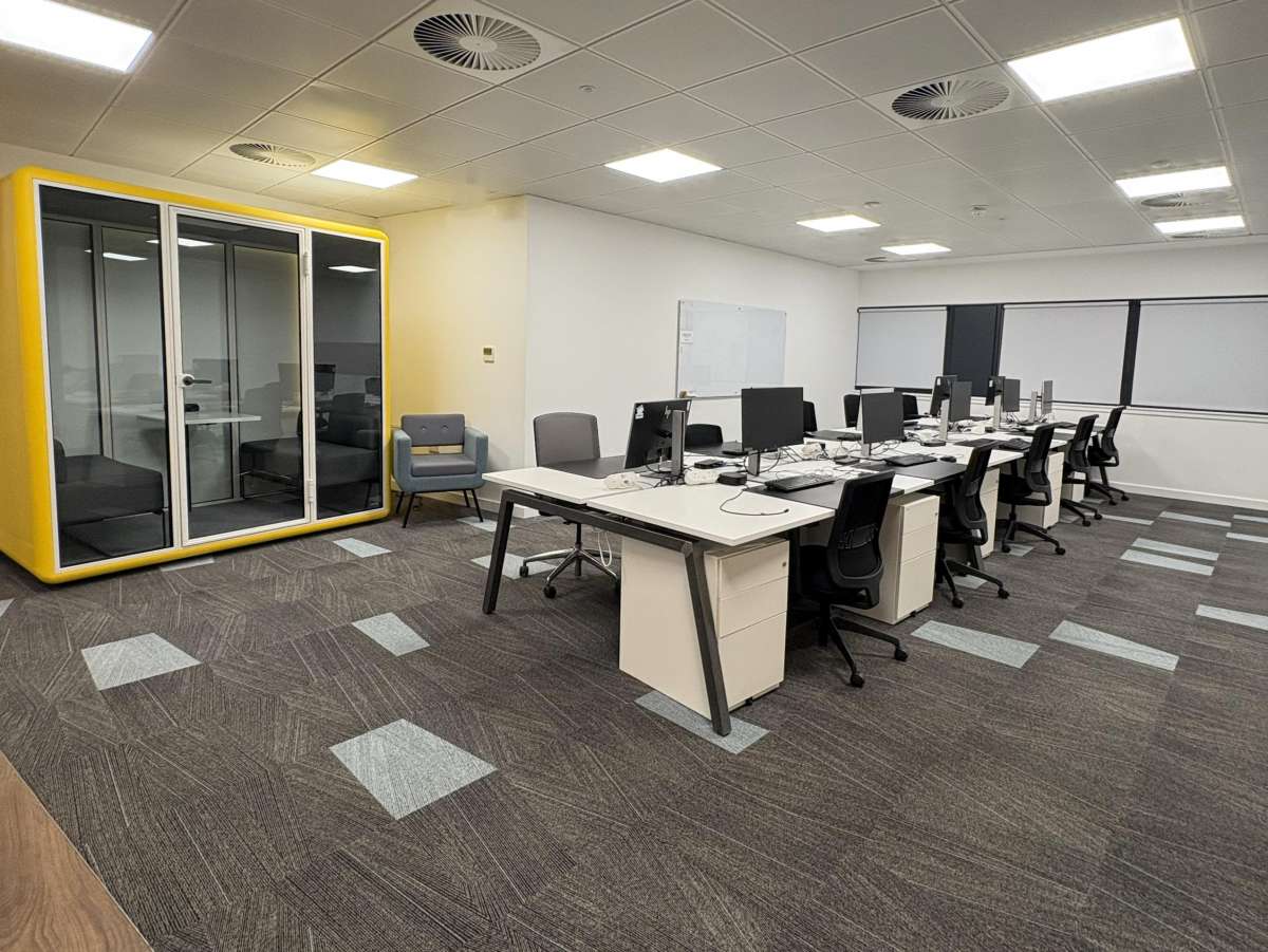 Office in Bristol - photo 2