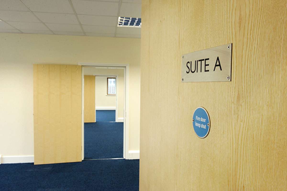 Office in Suite F - photo 2