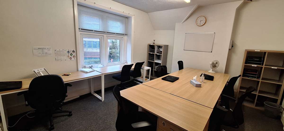 Office in Horsham - photo 3