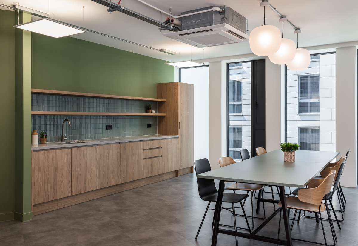 Office in Guildford - photo 3