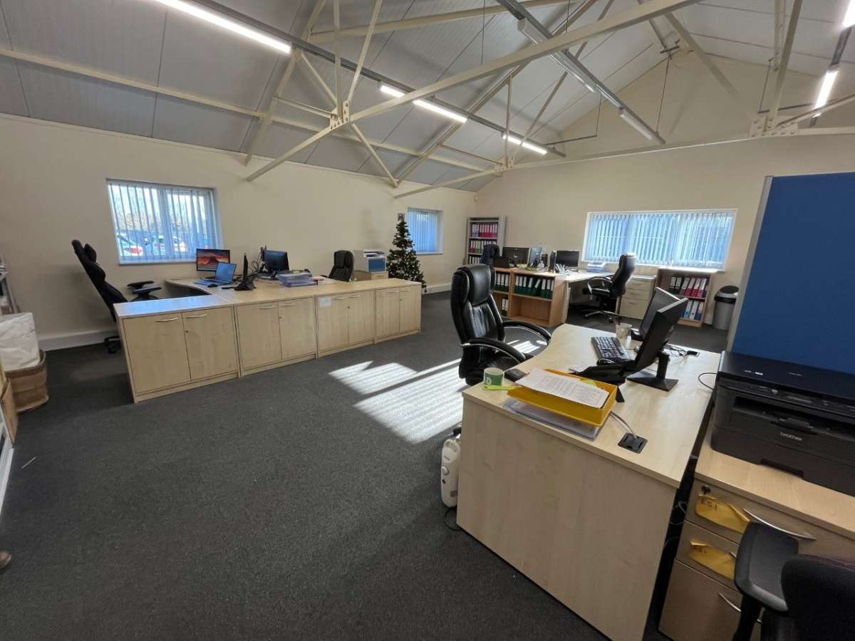 Office in Colchester - photo 2