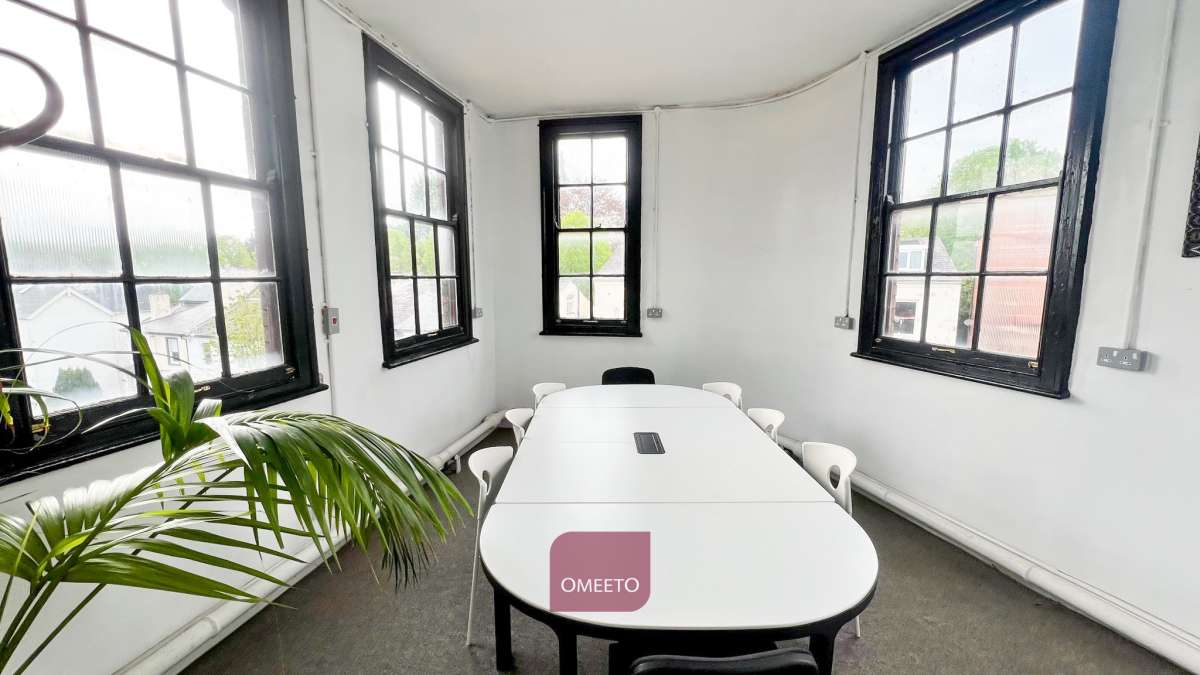 Office in Nottingham - photo 3