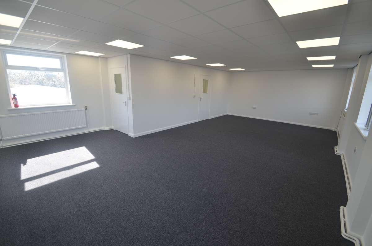 Office in Wigston - photo 3