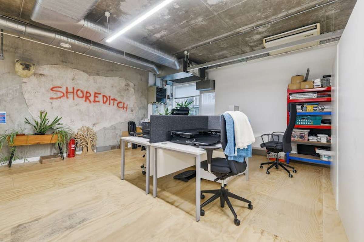 Office in London - photo 2