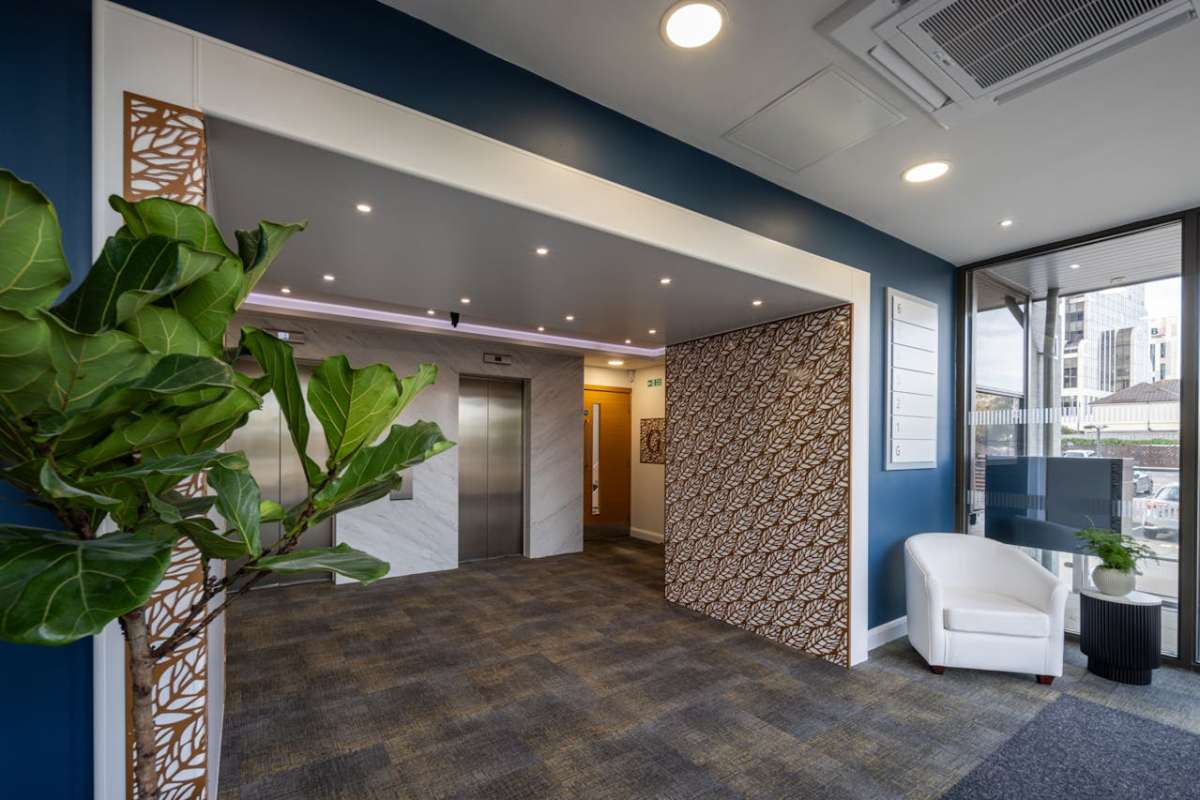 Office in Bournemouth - photo 3