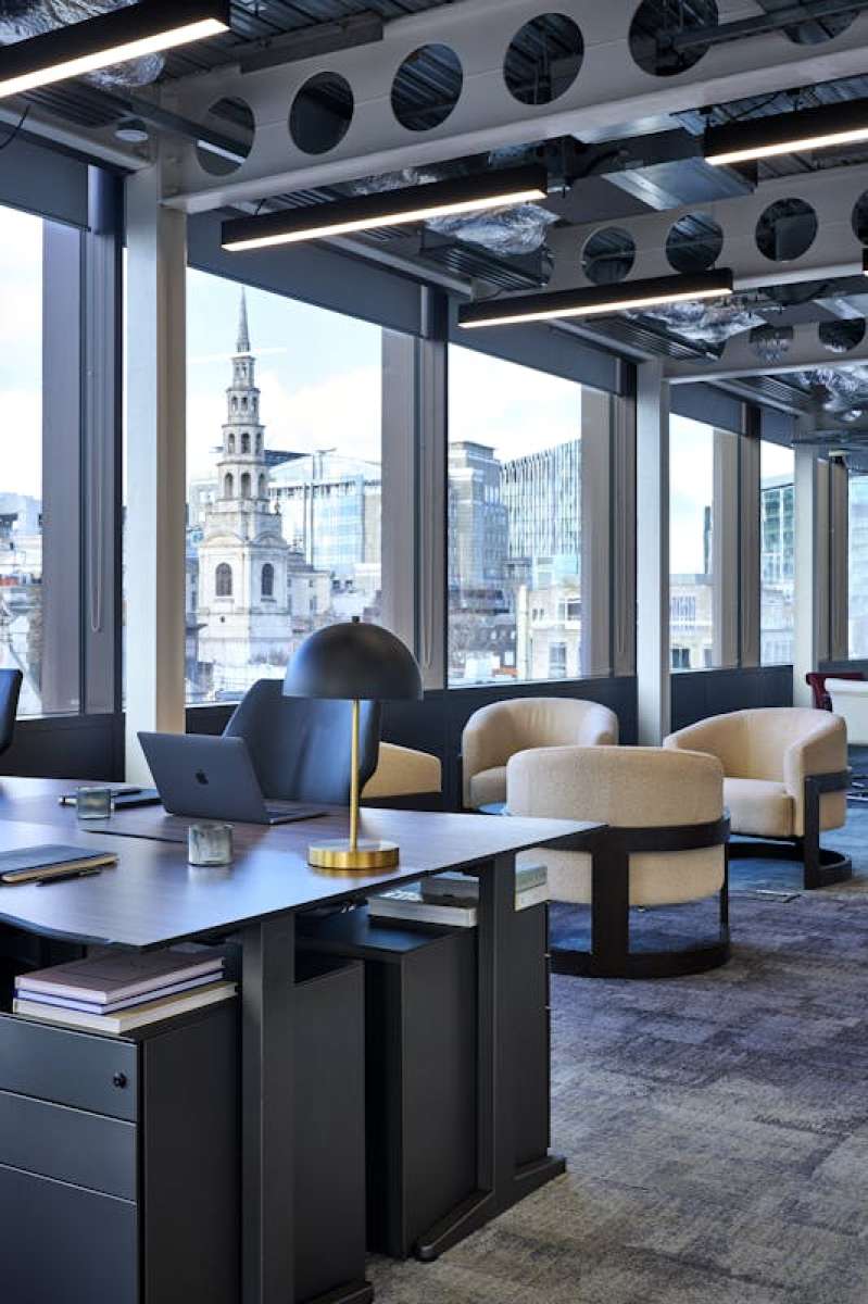 Office in London - photo 4