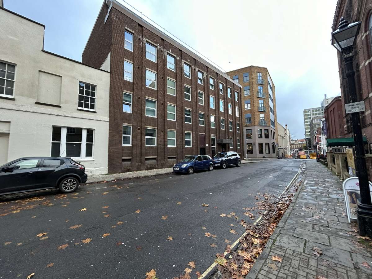 Office in Bristol - photo 3