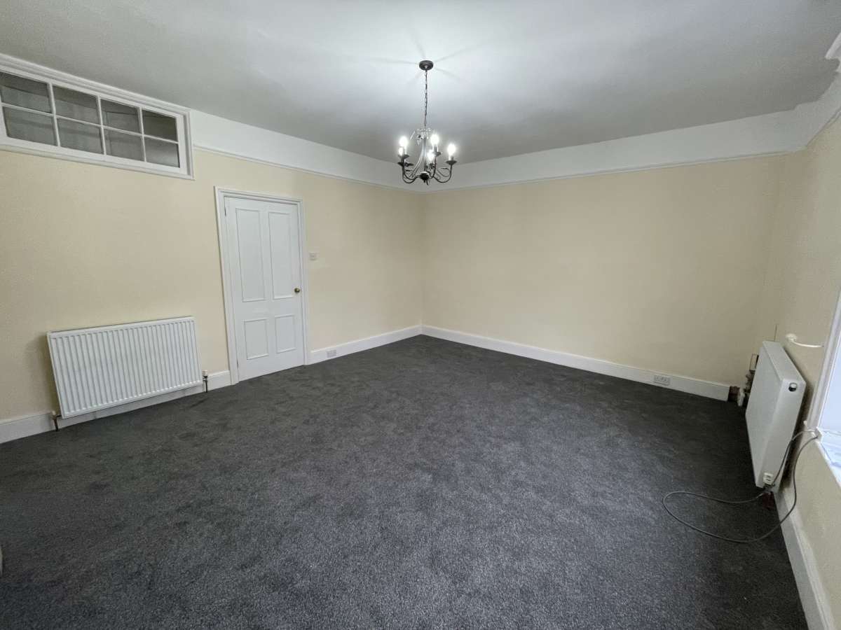 Office in Wetherby - photo 3
