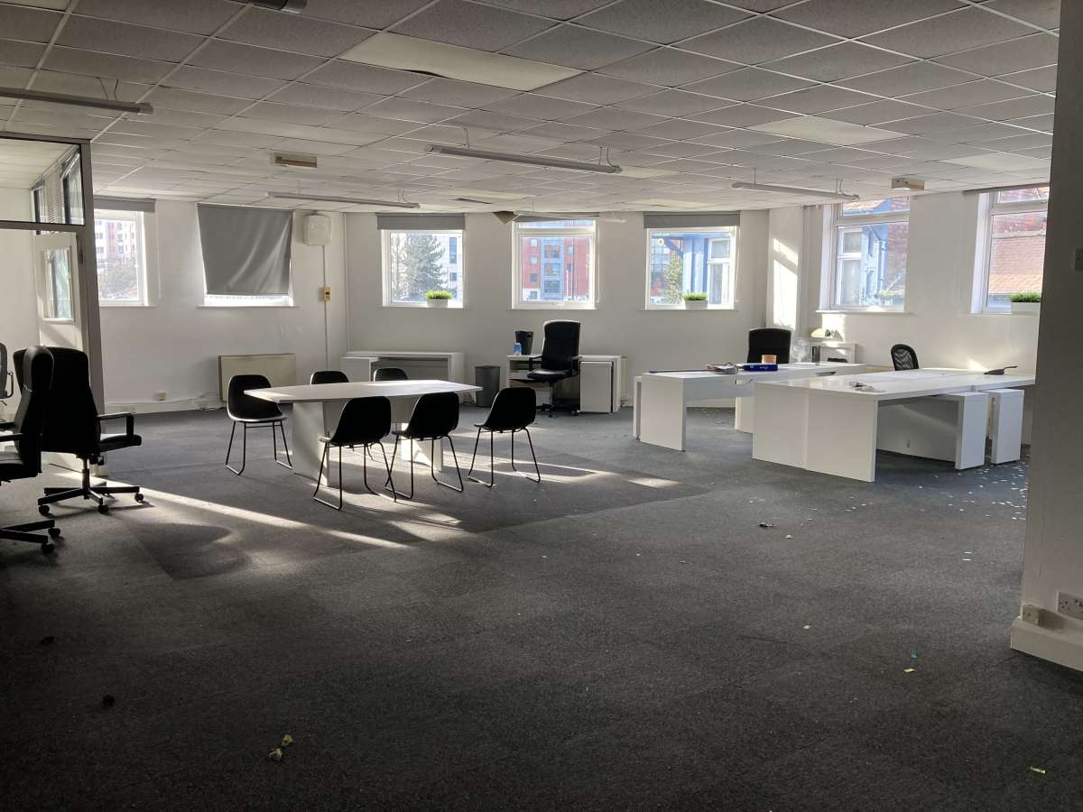 Office in Sheffield - photo 4