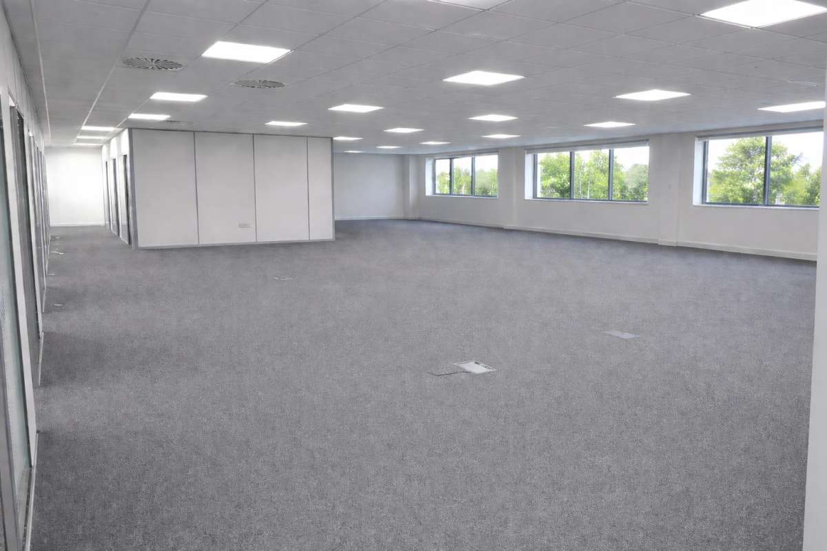 Office in Westhill - photo 4