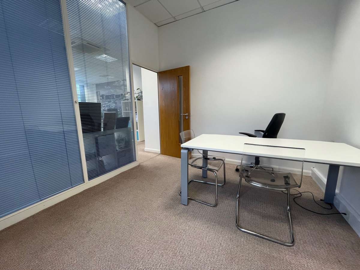 Office in Ipswich - photo 3
