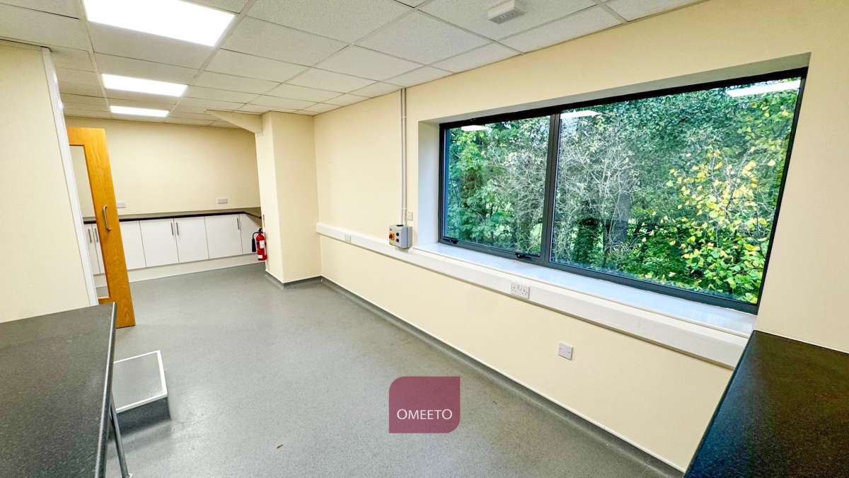 Office in Derby - photo 4