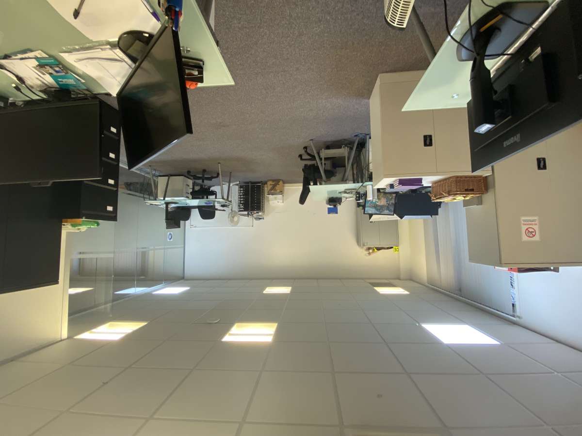 Office in Wolverhampton - photo 4