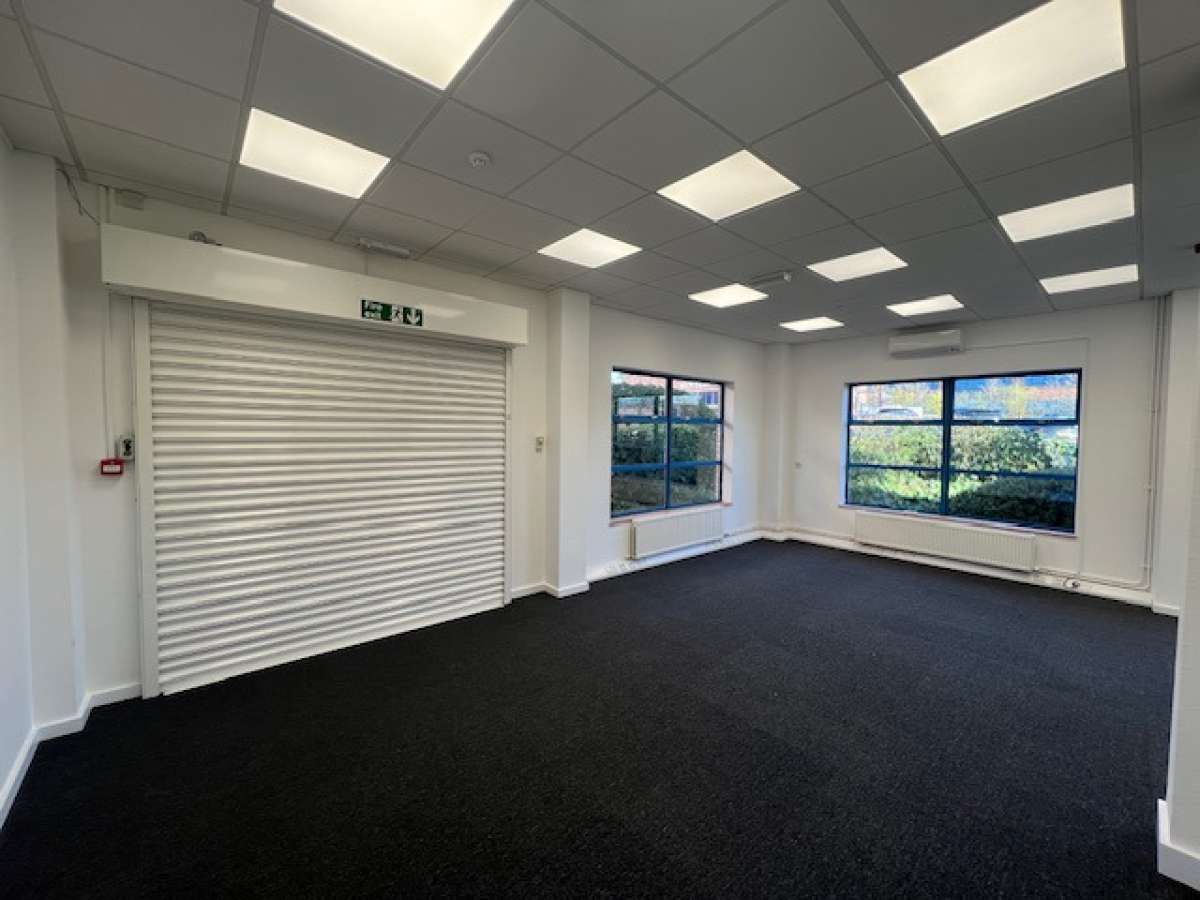 Office in Huntingdon - photo 4