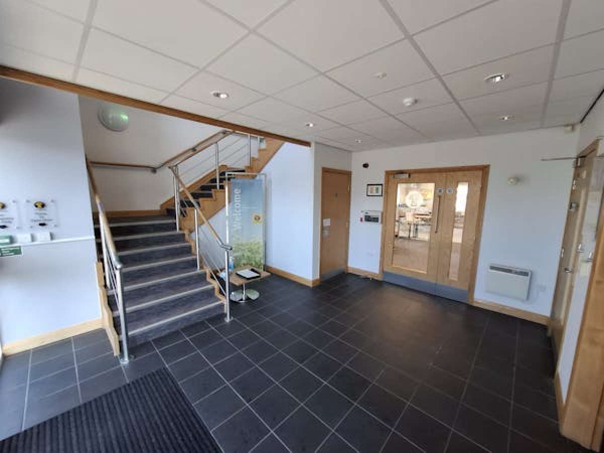 Office in Scarborough - photo 3