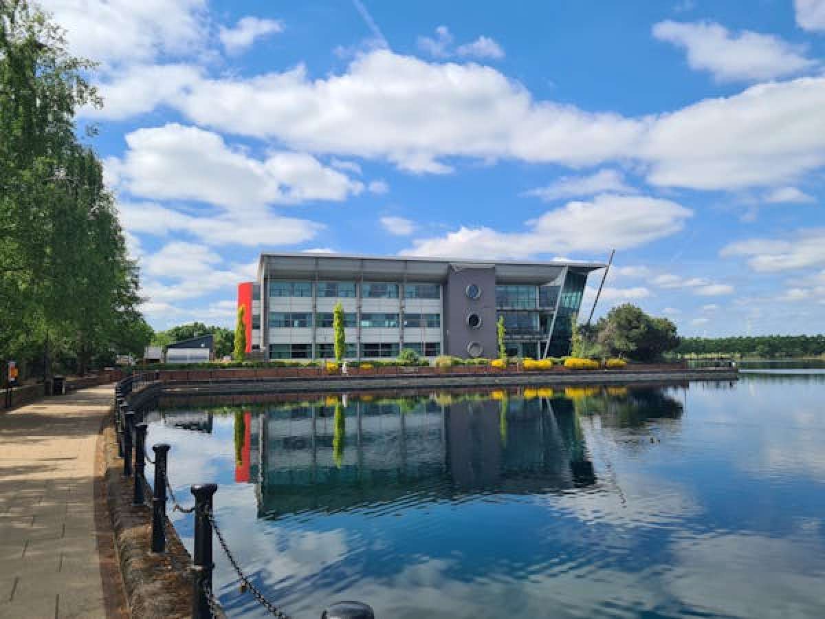 Office in Doncaster - photo 2