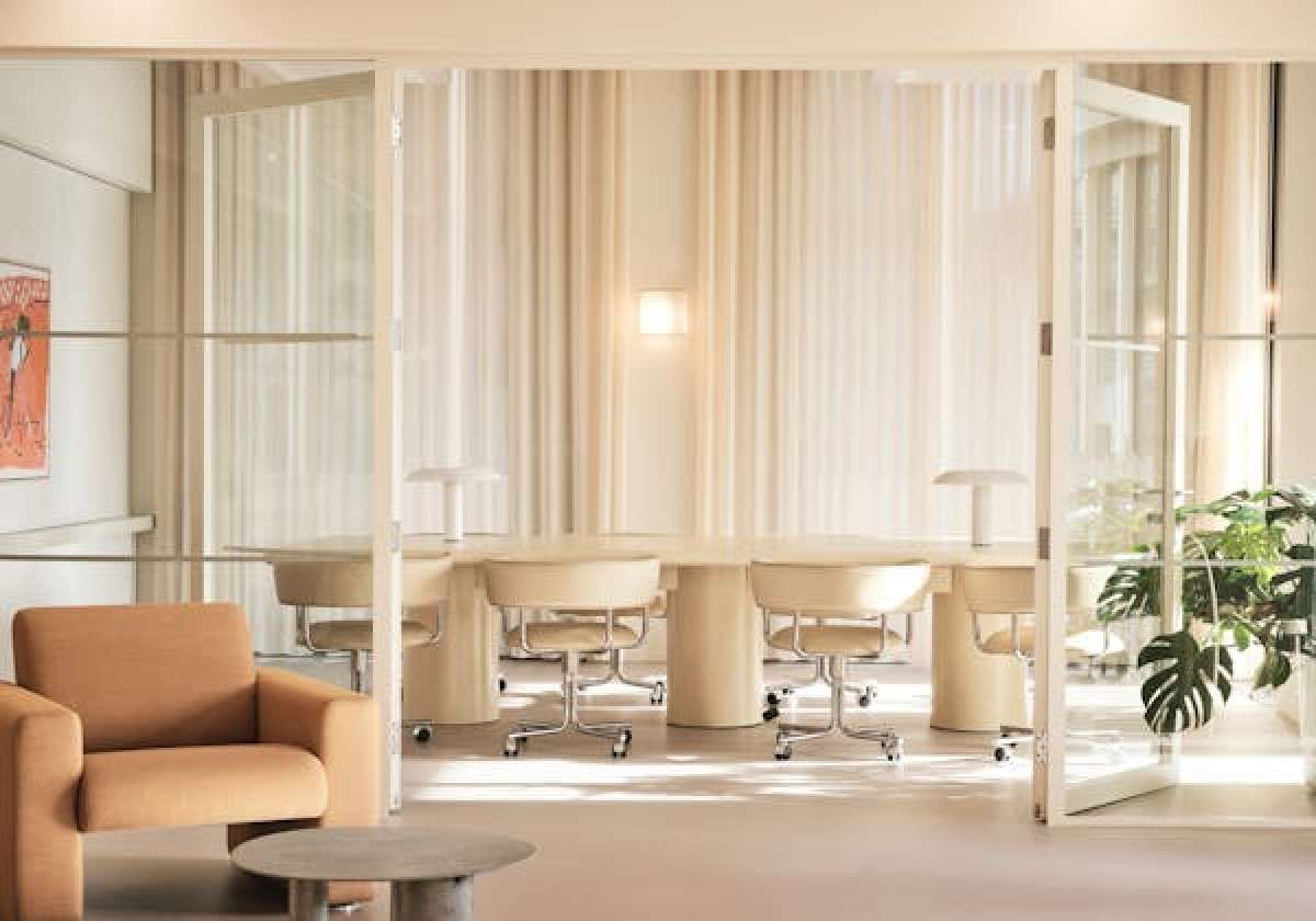 Office in London - photo 3