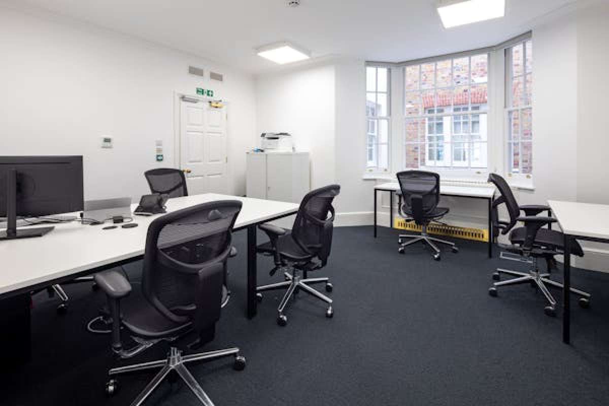 Office in London - photo 3