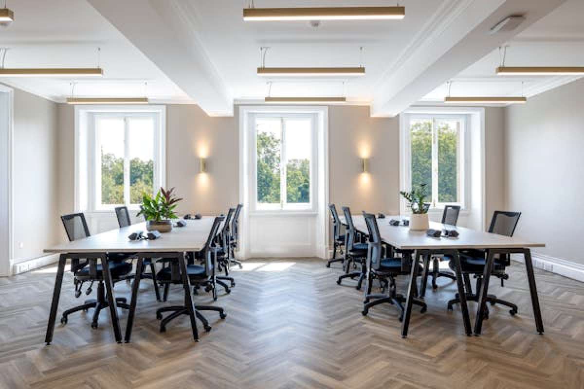 Office in London - photo 4