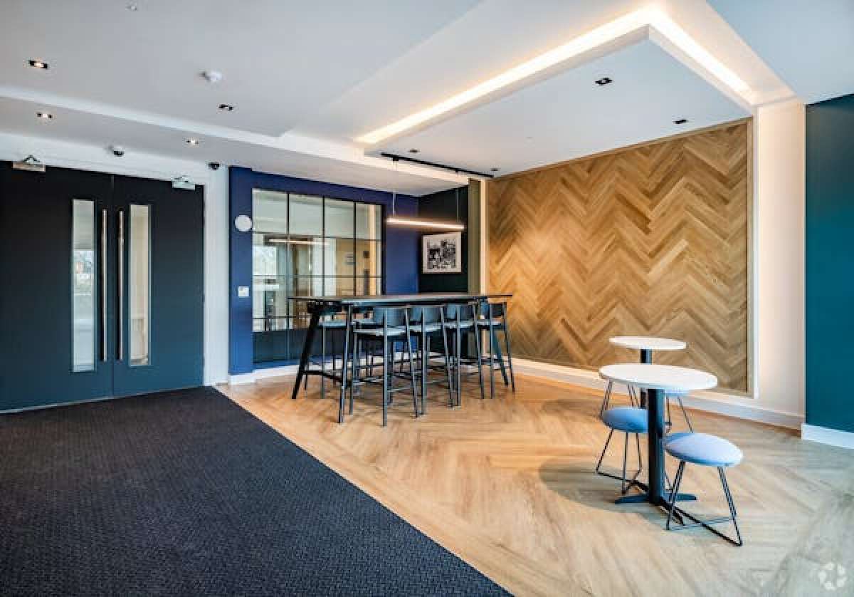 Office in Southport - photo 2